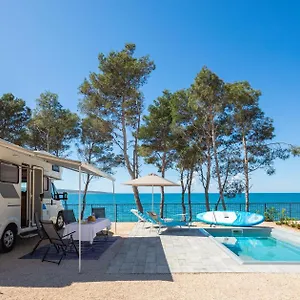 Aminess Style Camping Avalona Resort - Pitches Povljana