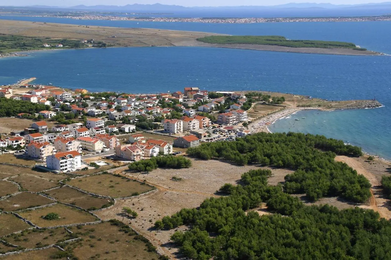 Apartments By The Sea Povljana, Pag - 16704 Povljana